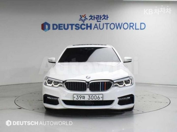 BMW 5 Series 2018 — 3