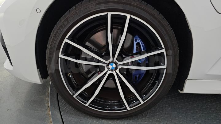 BMW 3 Series 2021 — 5
