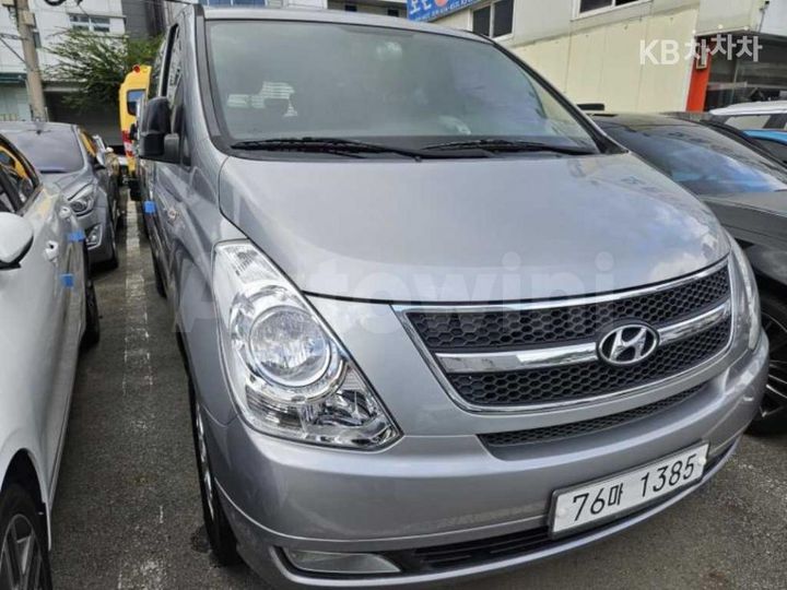 Hyundai Starex 2012 — 2