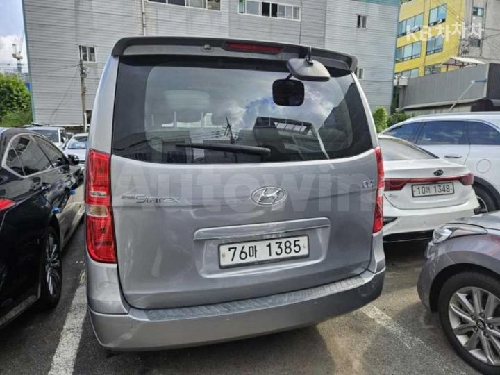 Hyundai Starex 2012 — 4