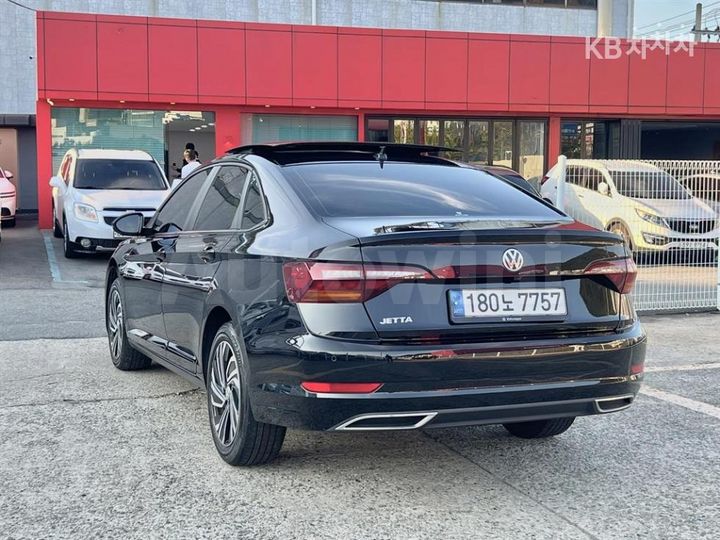 Volkswagen Jetta 2020 — 4