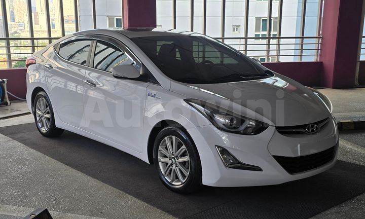 Hyundai Avante 2015 — 2
