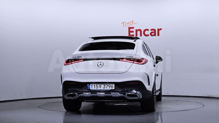 Mercedes Benz GLC Class 2024 — 4