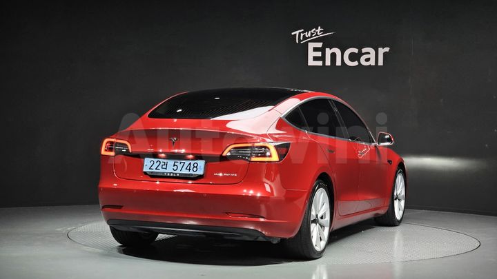 Tesla Model 3 2020 — 2