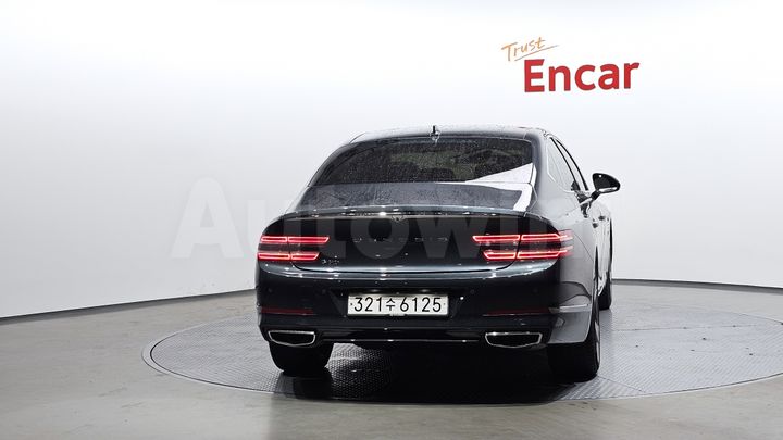 Genesis G80 2022 — 4