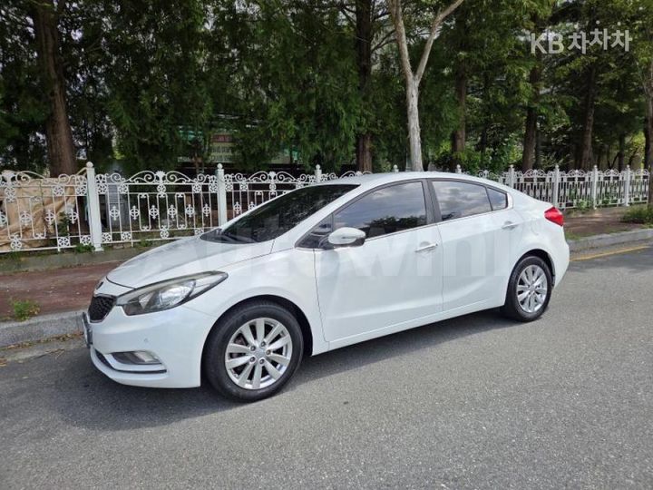 Kia K3 2015 — 3