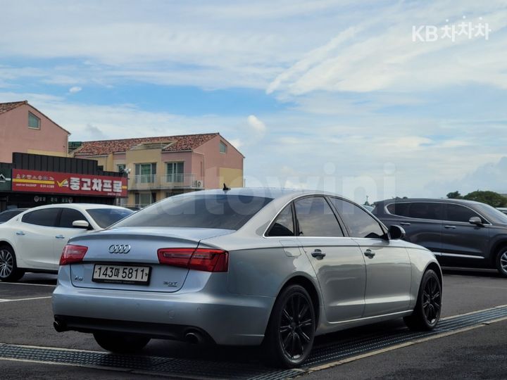 Audi A6 2012 — 4