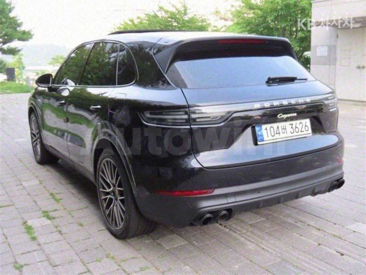 Porsche Cayenne 2021 — 4