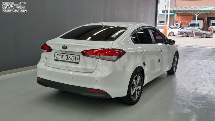 Kia K3 2018 — 2