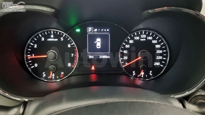Kia K3 2018 — 5