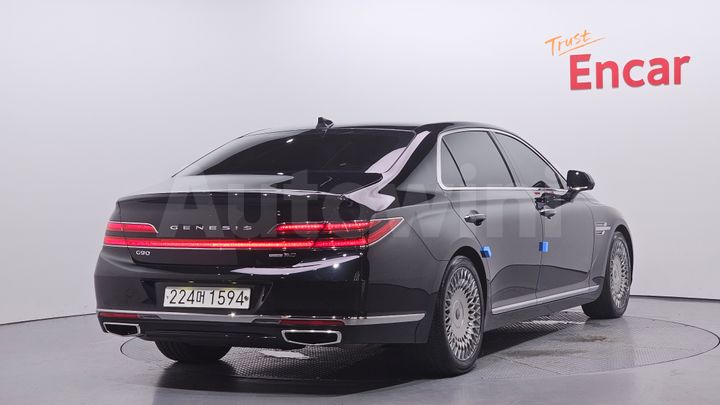 Genesis G90 2020 — 2