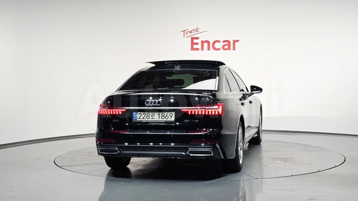Audi A6 2021 — 4