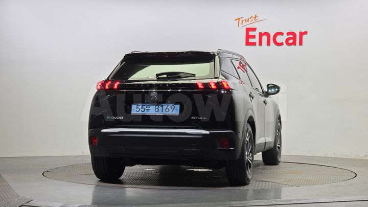 Peugeot 2008 2021 — 4