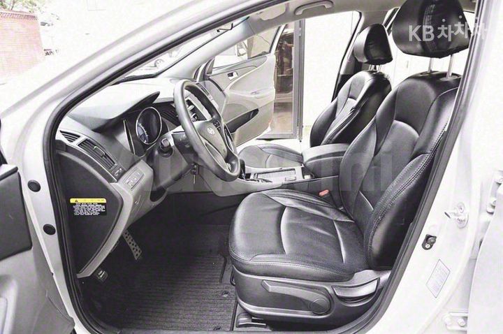 Hyundai Sonata 2011 — 5