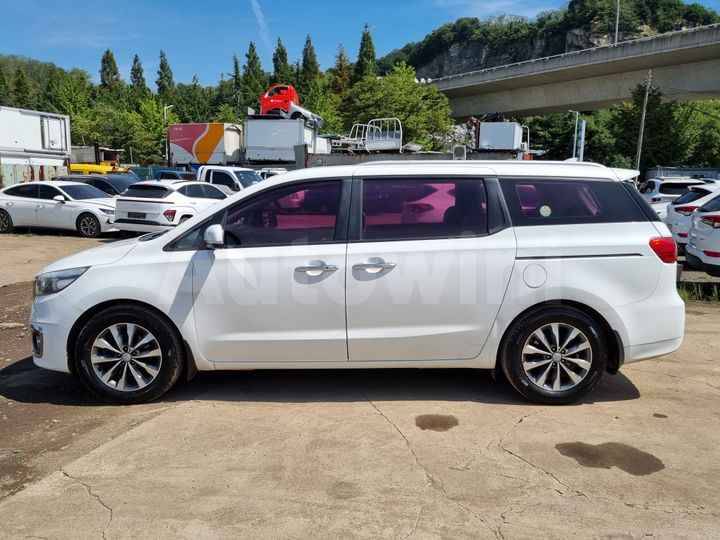 Kia Carnival 2016 — 3