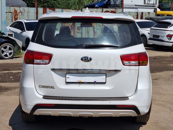Kia Carnival 2016 — 4