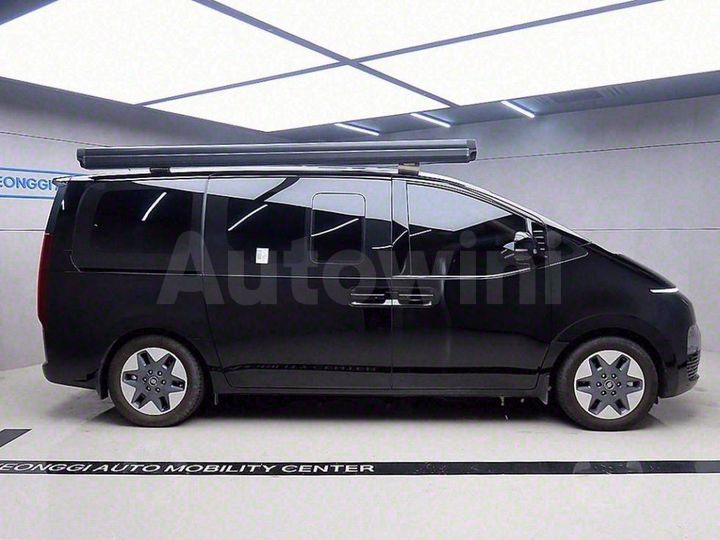Hyundai Staria 2022 — 2