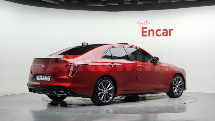 Cadillac CT4