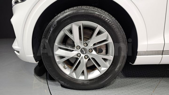 Genesis GV70 2023 — 5