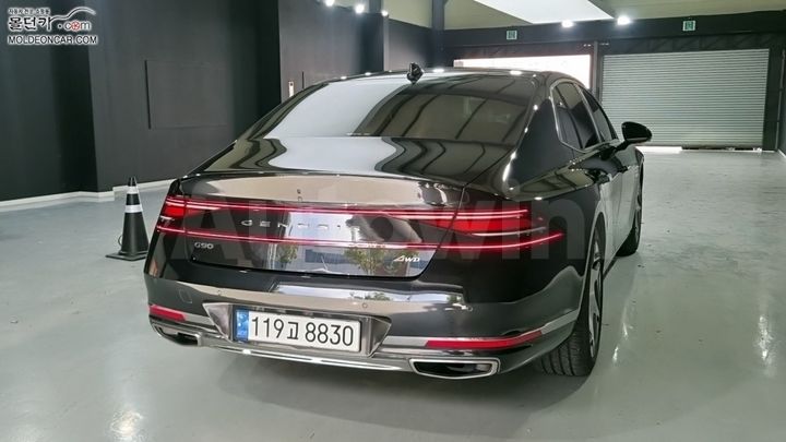 Genesis G90 2022 — 2