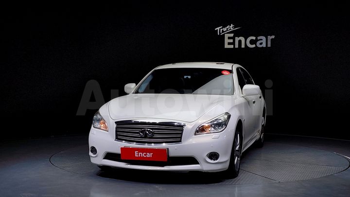 Infiniti M 2012 — 3