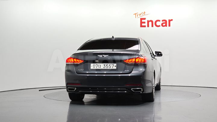 Genesis G80 2018 — 4