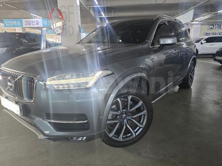 Volvo XC90 2018 — 2