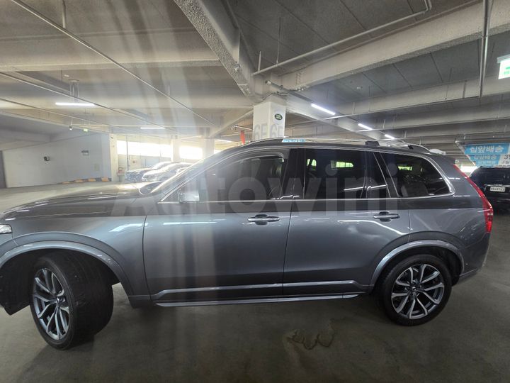 Volvo XC90 2018 — 3