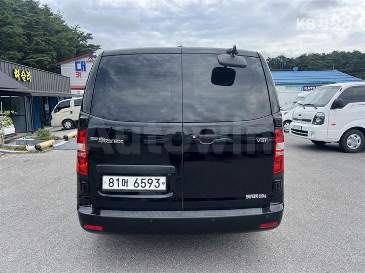Hyundai Starex 2020 — 5