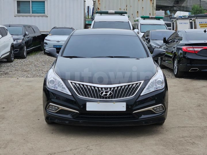 Hyundai Grandeur 2017 — 2