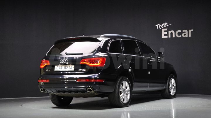 Audi Q7 2015 — 2