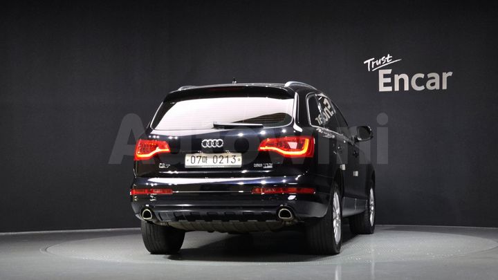 Audi Q7 2015 — 4