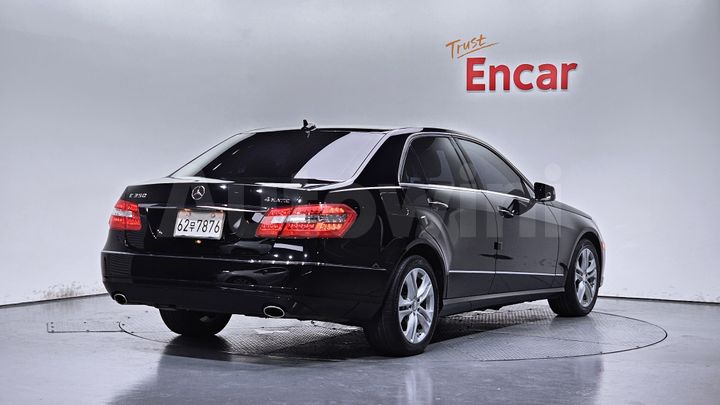 Mercedes Benz E Class 2011 — 2