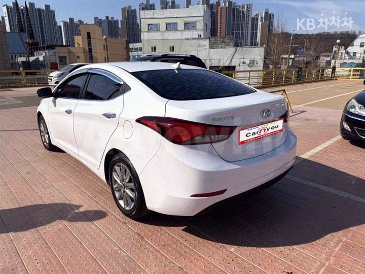 Hyundai Avante 2014 — 2