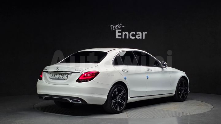 Mercedes-Benz C Class 2019 — 2