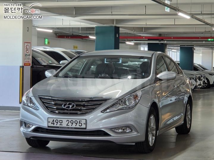 Hyundai Sonata 2011 — 2