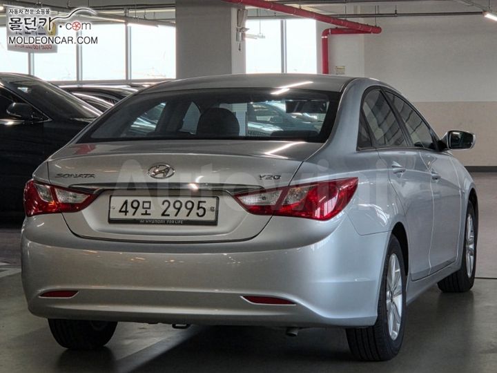 Hyundai Sonata 2011 — 4