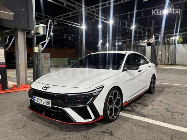 Hyundai Avante 2024 — 2