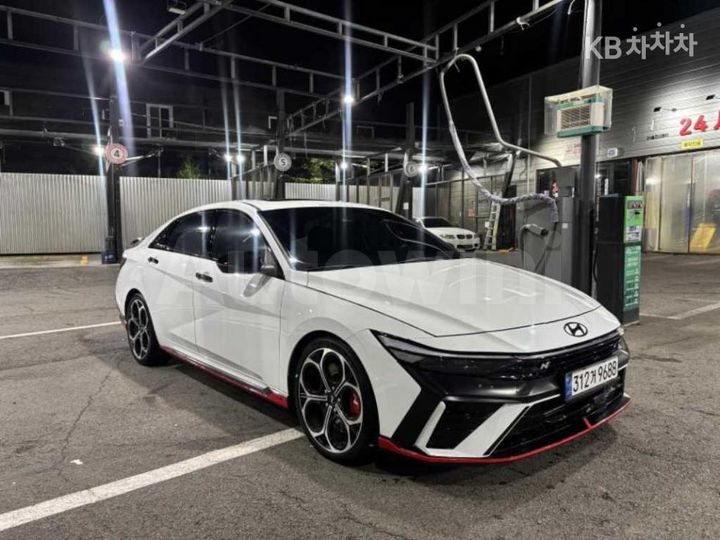 Hyundai Avante 2024 — 3