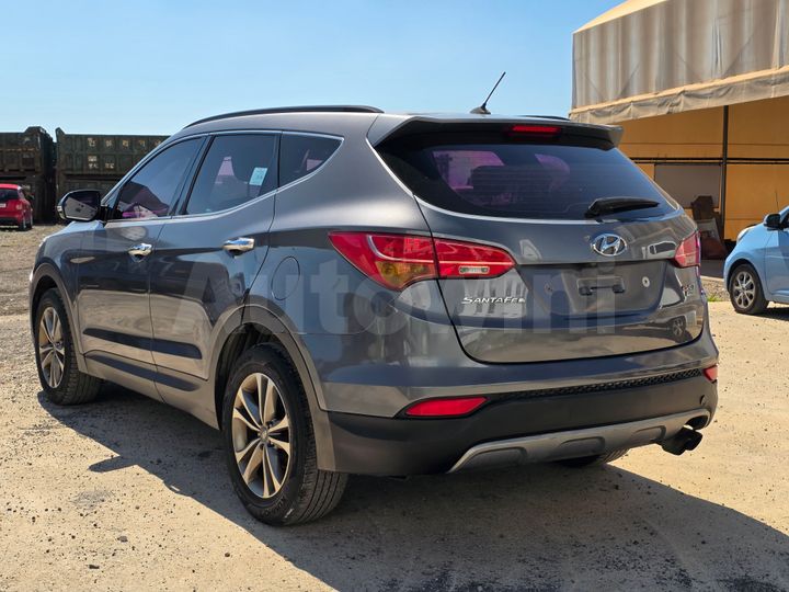 Hyundai SantaFe 2015 — 4