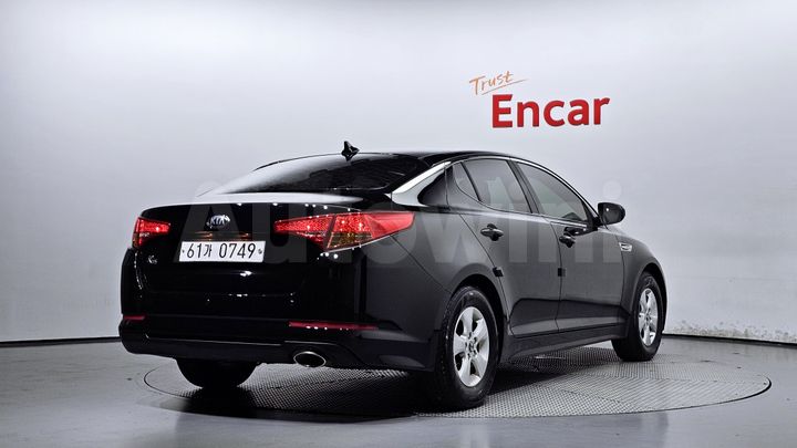 Kia K5 2013 — 2