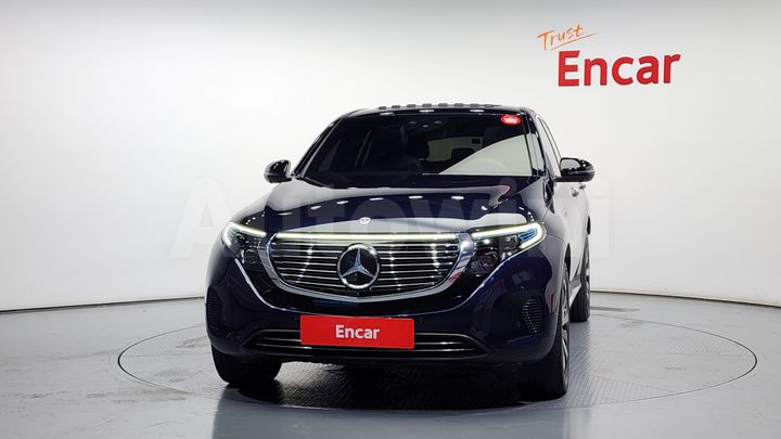 Mercedes Benz EQC 2020 — 3