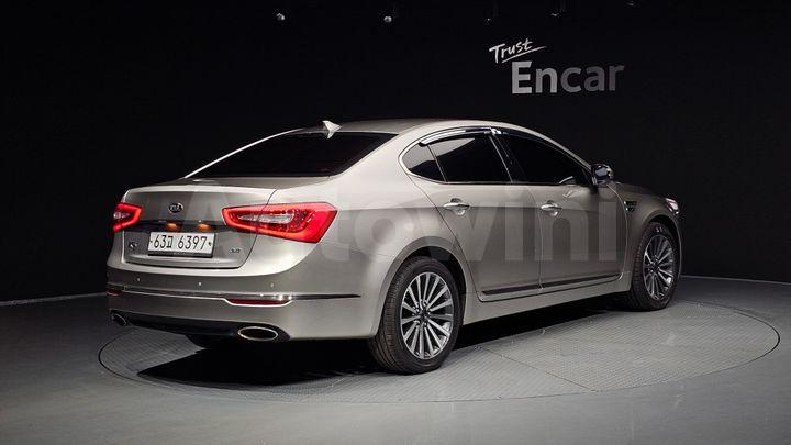 Kia K7 2015 — 2