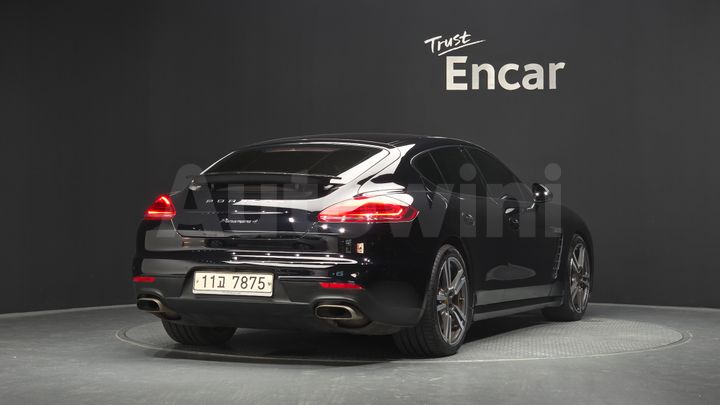 Porsche Panamera 2015 — 3