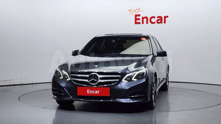 Mercedes-Benz E Class 2016 — 3
