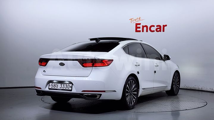 Kia K7 2017 — 2
