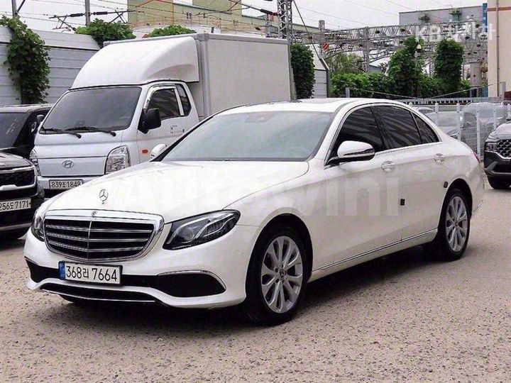 Mercedes Benz E Class 2018 — 2