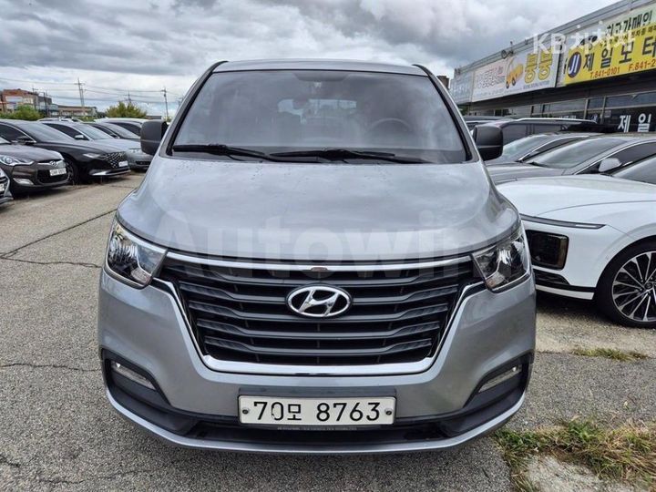 Hyundai Starex 2020 — 2