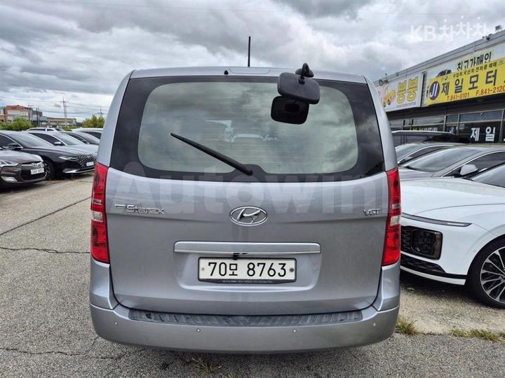 Hyundai Starex 2020 — 4