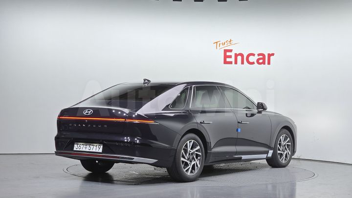 Hyundai Grandeur 2025 — 2